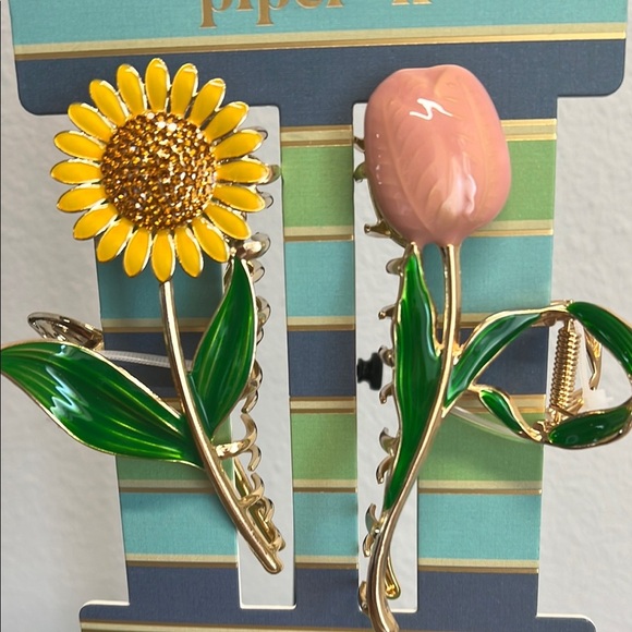Piper K Floral Metal Hair clips 🌻🌷 - Picture 4 of 4
